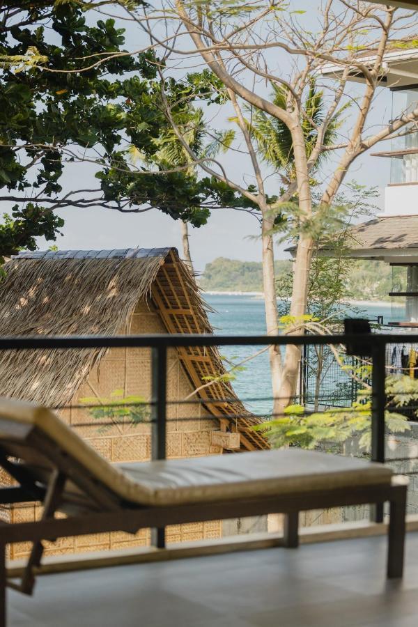 פוארטו גאלרה Amami Beachfront Villa With Private Beach מראה חיצוני תמונה