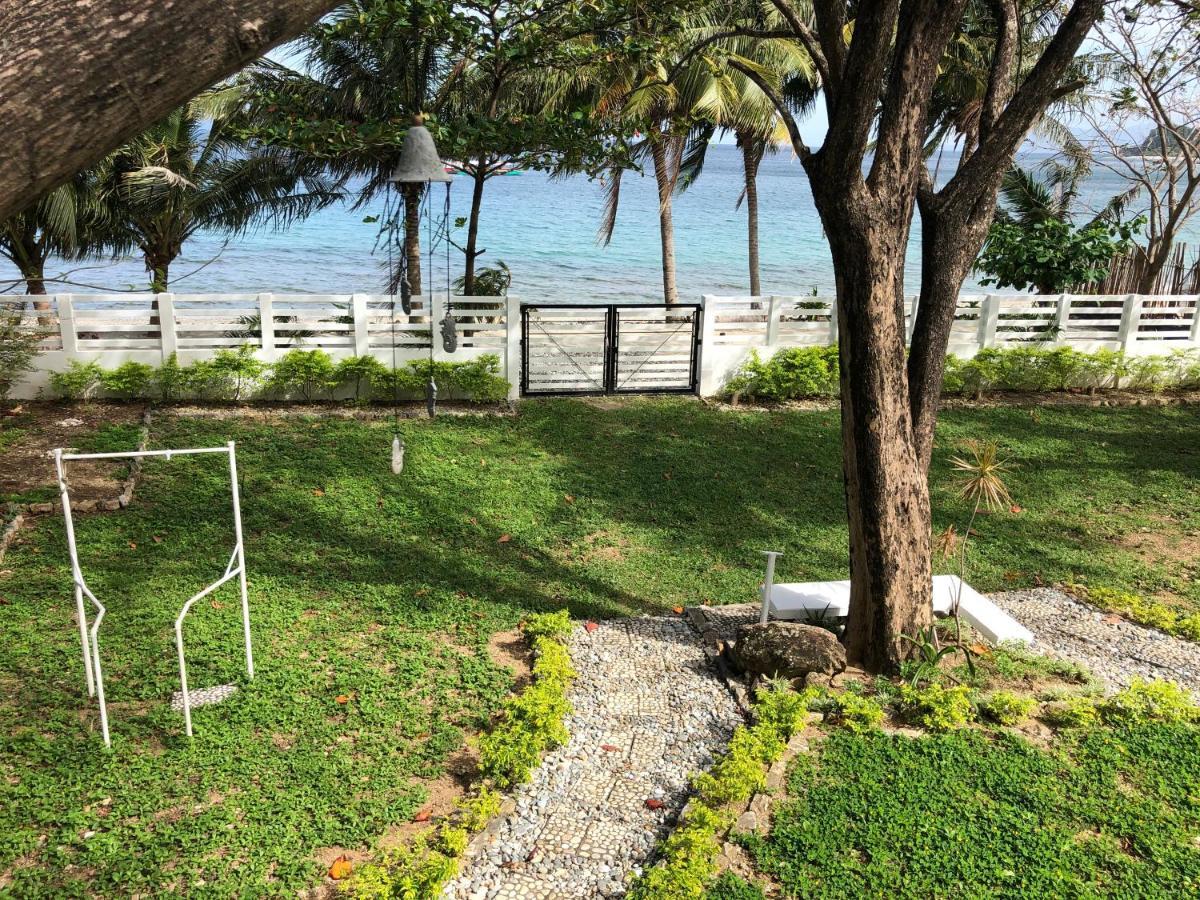 פוארטו גאלרה Amami Beachfront Villa With Private Beach מראה חיצוני תמונה